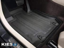 3D MAXpider 16-21 Tesla Model X Elegant Hybrid 1st Row Floormat - Black