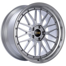 Load image into Gallery viewer, BBS LM 18x10 5x114.3 ET20 Diamond Silver Center Diamond Cut Lip Wheel - 82mm PFS/Clip Required